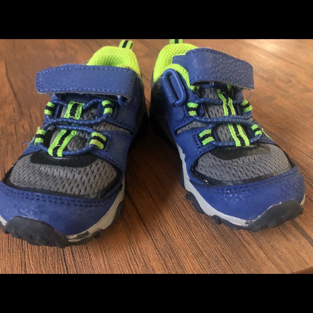 Merell Boy Sneaker 7.5 Velcro